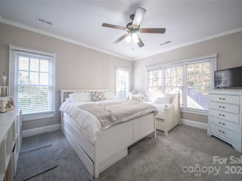 521 Lees Court Street, Charlotte, NC 28211.  MLS# CAR4328746, YatesRealty ID 1768. Master