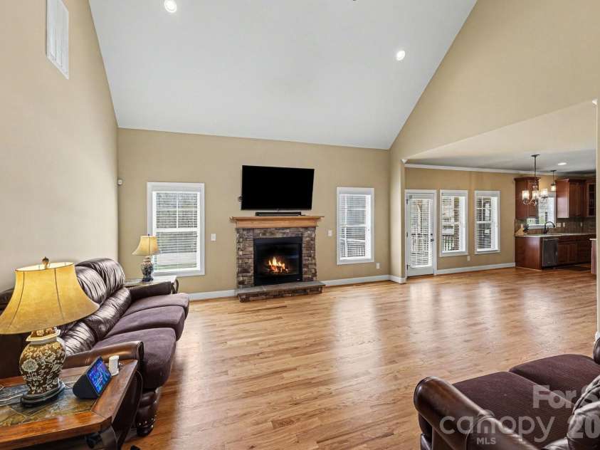 245 Centenary Ridge Drive, Clemmons, NC 27012.  MLS# CAR4365553, YatesRealty ID 17680. 