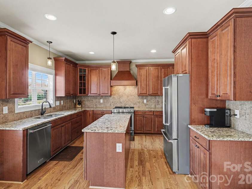 245 Centenary Ridge Drive, Clemmons, NC 27012.  MLS# CAR4365553, YatesRealty ID 17680. 