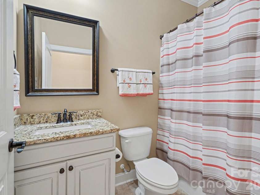 245 Centenary Ridge Drive, Clemmons, NC 27012.  MLS# CAR4365553, YatesRealty ID 17680. 