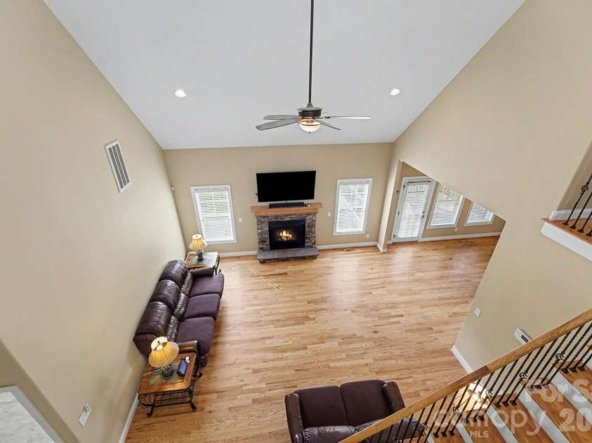 245 Centenary Ridge Drive, Clemmons, NC 27012.  MLS# CAR4365553, YatesRealty ID 17680. 