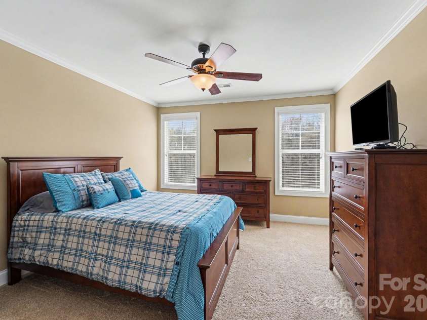 245 Centenary Ridge Drive, Clemmons, NC 27012.  MLS# CAR4365553, YatesRealty ID 17680. 