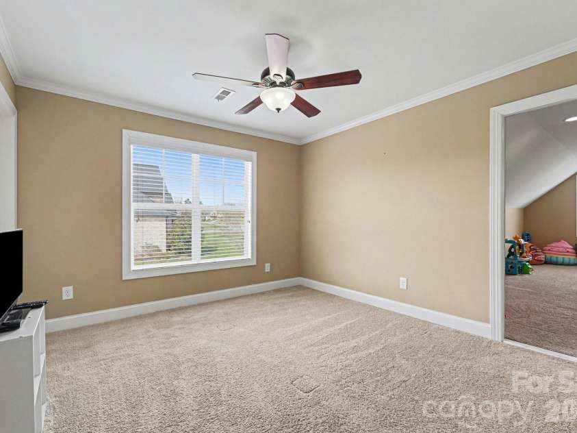245 Centenary Ridge Drive, Clemmons, NC 27012.  MLS# CAR4365553, YatesRealty ID 17680. 