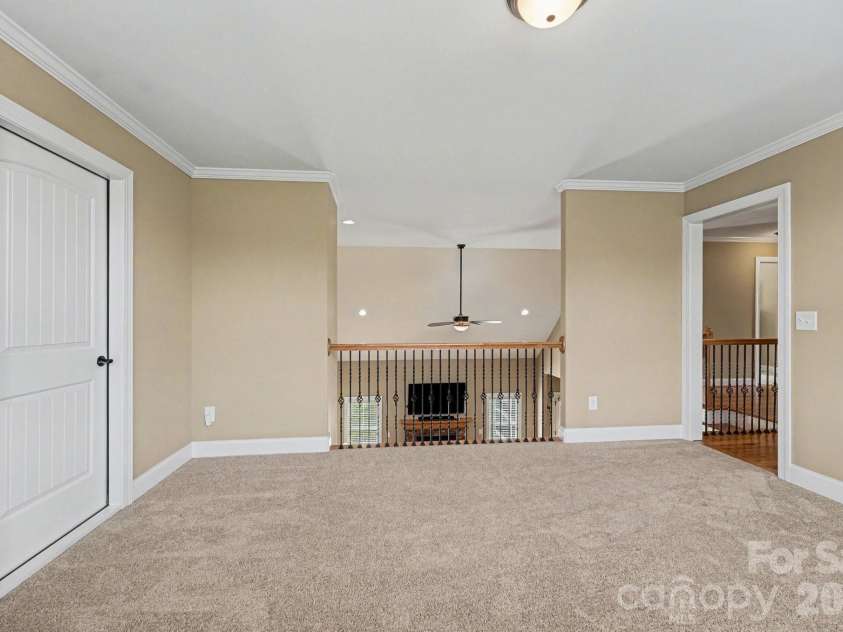 245 Centenary Ridge Drive, Clemmons, NC 27012.  MLS# CAR4365553, YatesRealty ID 17680. 