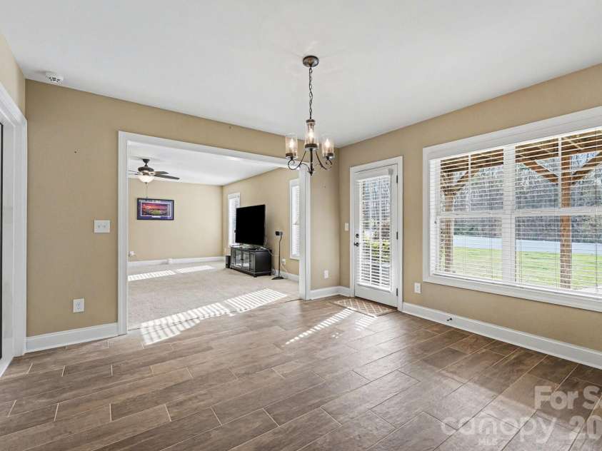 245 Centenary Ridge Drive, Clemmons, NC 27012.  MLS# CAR4365553, YatesRealty ID 17680. 