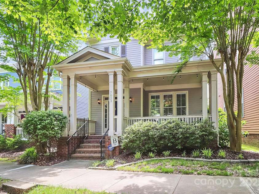 7023 Blakeney Greens Boulevard, Charlotte, NC 28277.  MLS# CAR4261601, YatesRealty ID 17681. 