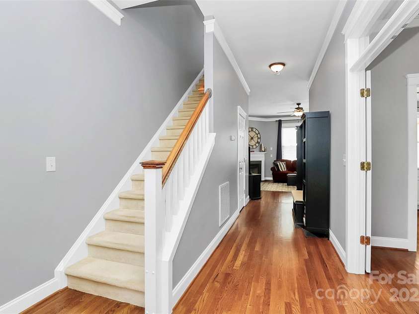 7023 Blakeney Greens Boulevard, Charlotte, NC 28277.  MLS# CAR4261601, YatesRealty ID 17681. 