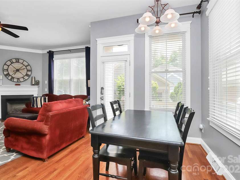 7023 Blakeney Greens Boulevard, Charlotte, NC 28277.  MLS# CAR4261601, YatesRealty ID 17681. 