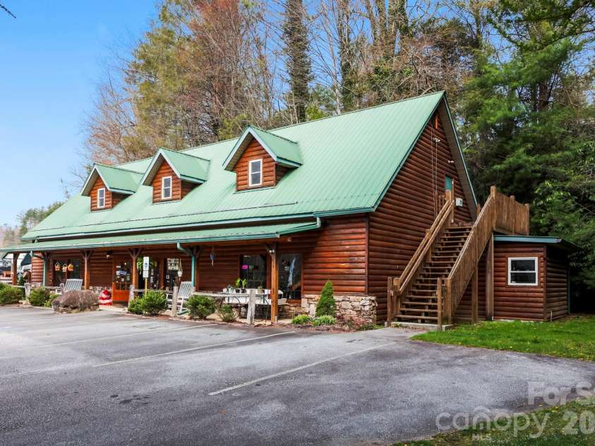 10932 Rosman Highway, Lake Toxaway, NC 28747.  MLS# CAR4363306, YatesRealty ID 17682. 