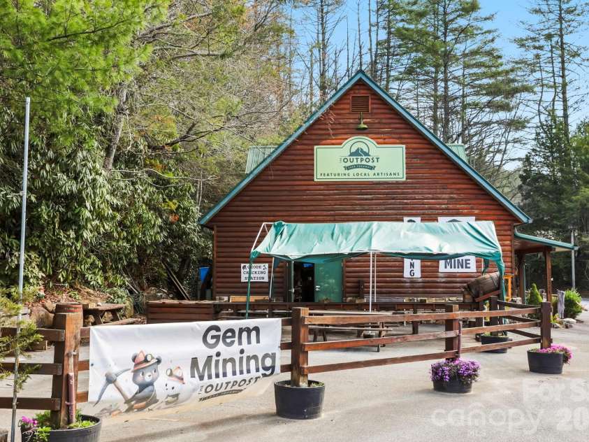 10932 Rosman Highway, Lake Toxaway, NC 28747.  MLS# CAR4363306, YatesRealty ID 17682. 