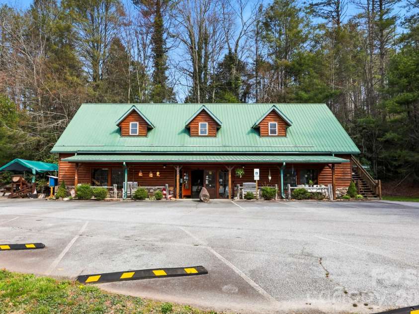 10932 Rosman Highway, Lake Toxaway, NC 28747.  MLS# CAR4363306, YatesRealty ID 17682. 