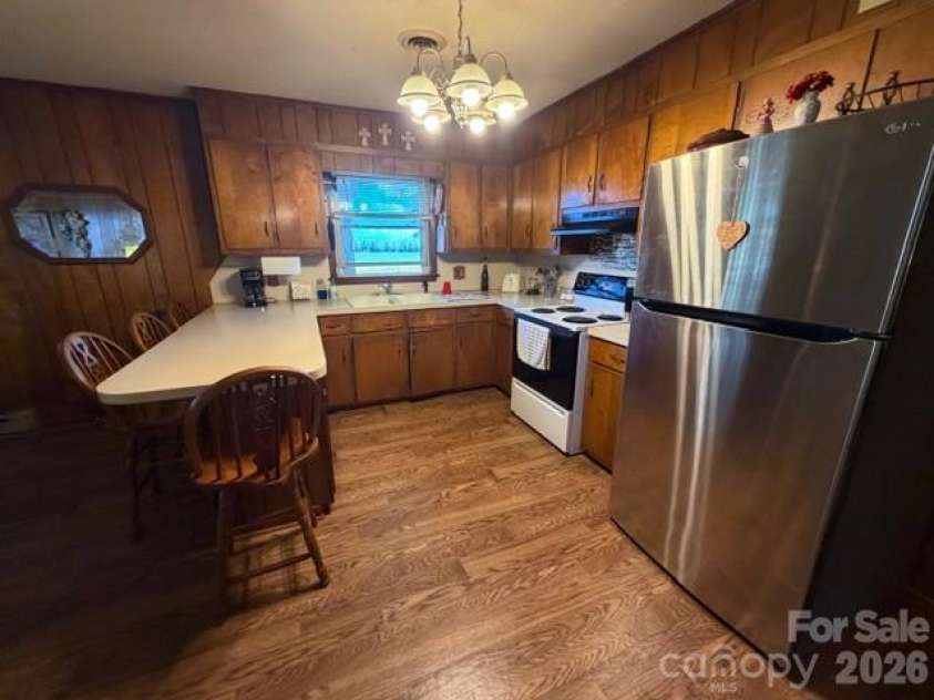 20415 Efird Road, Albemarle, NC 28001.  MLS# CAR4372200, YatesRealty ID 17683. Kitchen