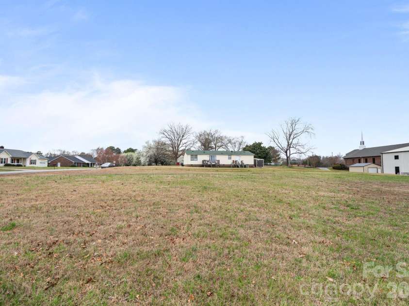15420 Lucia Riverbend Highway, Stanley, NC 28164.  MLS# CAR4351744, YatesRealty ID 17685. 