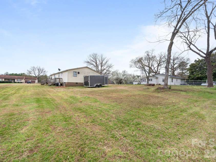 15420 Lucia Riverbend Highway, Stanley, NC 28164.  MLS# CAR4351744, YatesRealty ID 17685. 