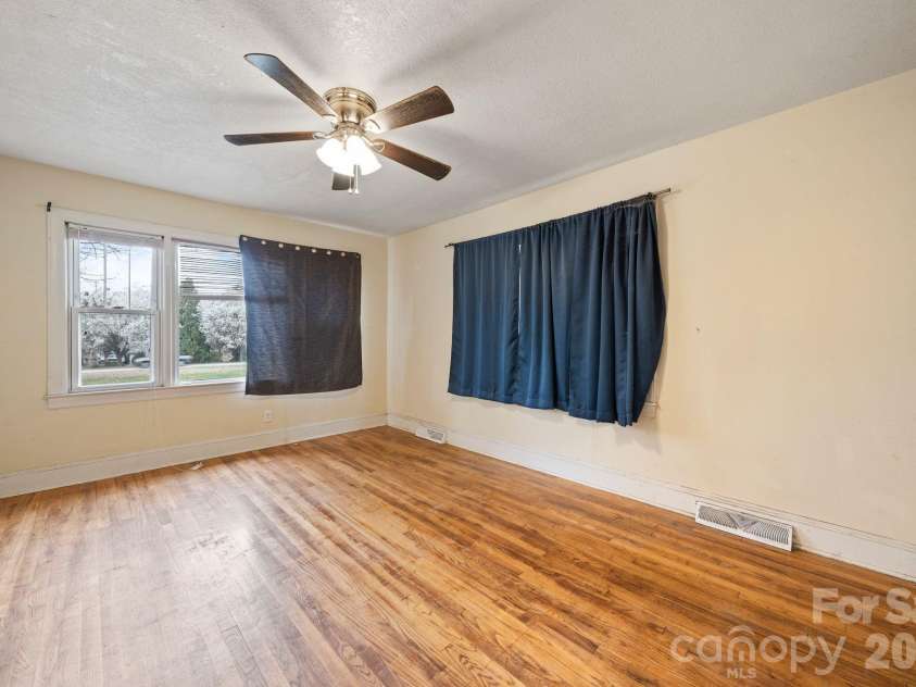 15420 Lucia Riverbend Highway, Stanley, NC 28164.  MLS# CAR4351744, YatesRealty ID 17685. 