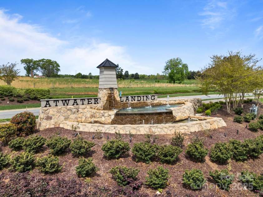 291 Preston Road, Mooresville, NC 28117.  MLS# CAR4246533, YatesRealty ID 17685. 