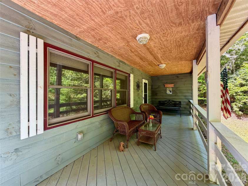 175 Cougar Lane, Whittier, NC 28789.  MLS# CAR4375470, YatesRealty ID 17686. Covered Front Porch