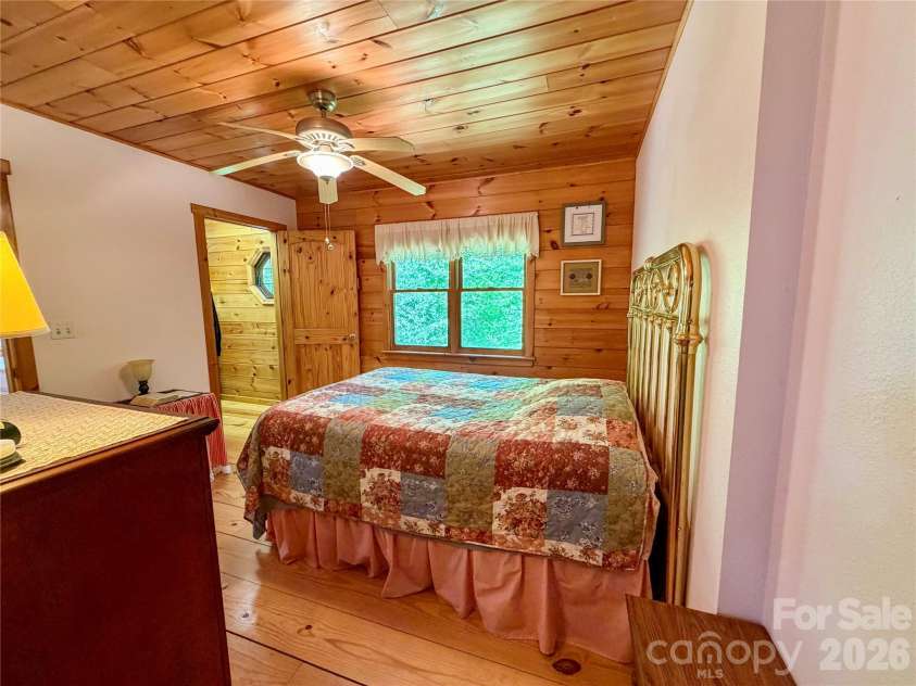 175 Cougar Lane, Whittier, NC 28789.  MLS# CAR4375470, YatesRealty ID 17686. Primary Bedroom