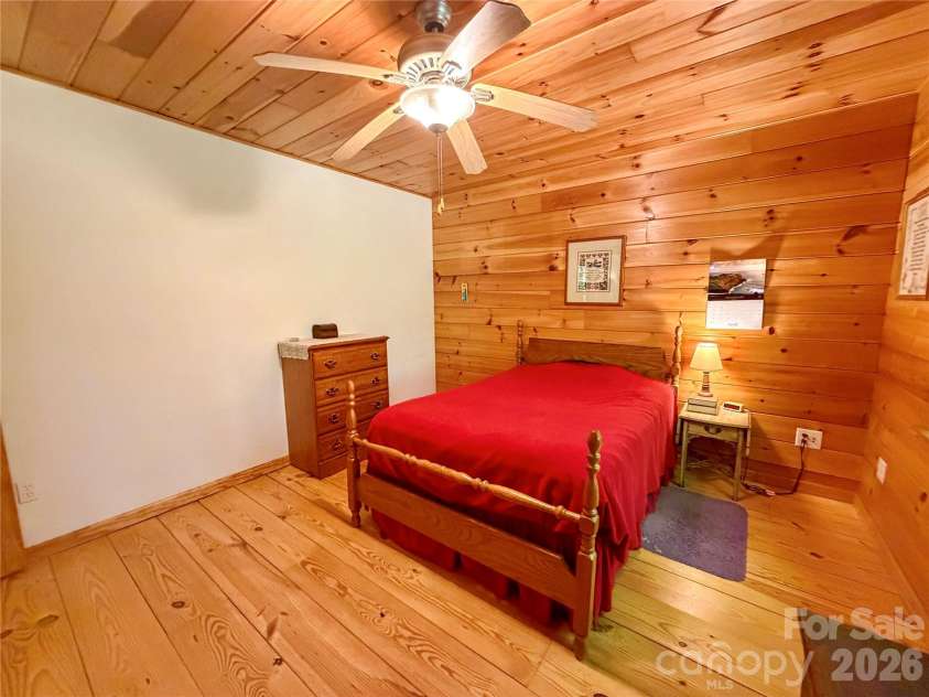 175 Cougar Lane, Whittier, NC 28789.  MLS# CAR4375470, YatesRealty ID 17686. Secondary Bedroom