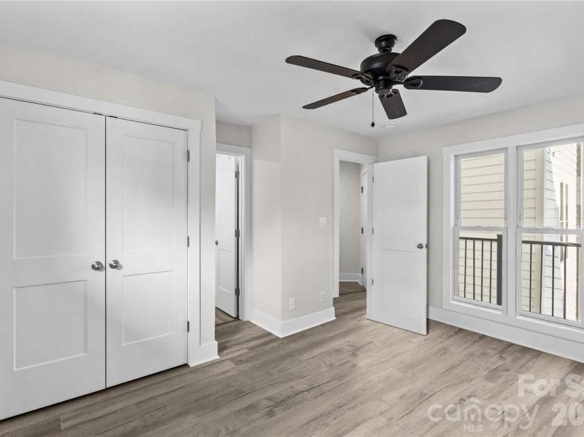 18729 Vineyard Point Lane, Cornelius, NC 28031.  MLS# CAR4344538, YatesRealty ID 17687. 2nd bedroom