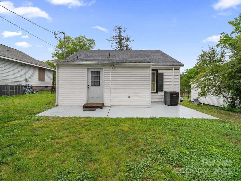 268 Jefferson Court, Concord, NC 28025.  MLS# CAR4248816, YatesRealty ID 17687. 