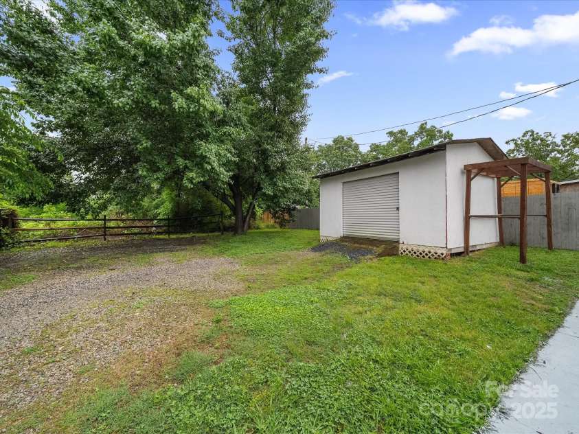 268 Jefferson Court, Concord, NC 28025.  MLS# CAR4248816, YatesRealty ID 17687. 