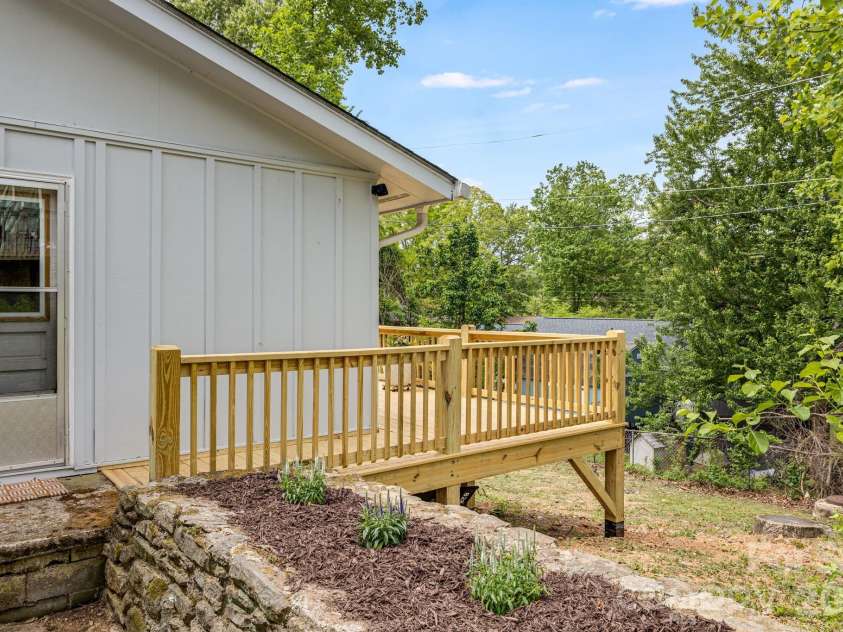 18 Compton Drive, Asheville, NC 28806.  MLS# CAR4343656, YatesRealty ID 17688. Access to back deck
