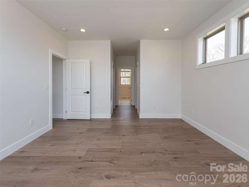 1031 Hillside Ridge Road, Candler, NC 28715.  MLS# CAR4353961, YatesRealty ID 17689. 