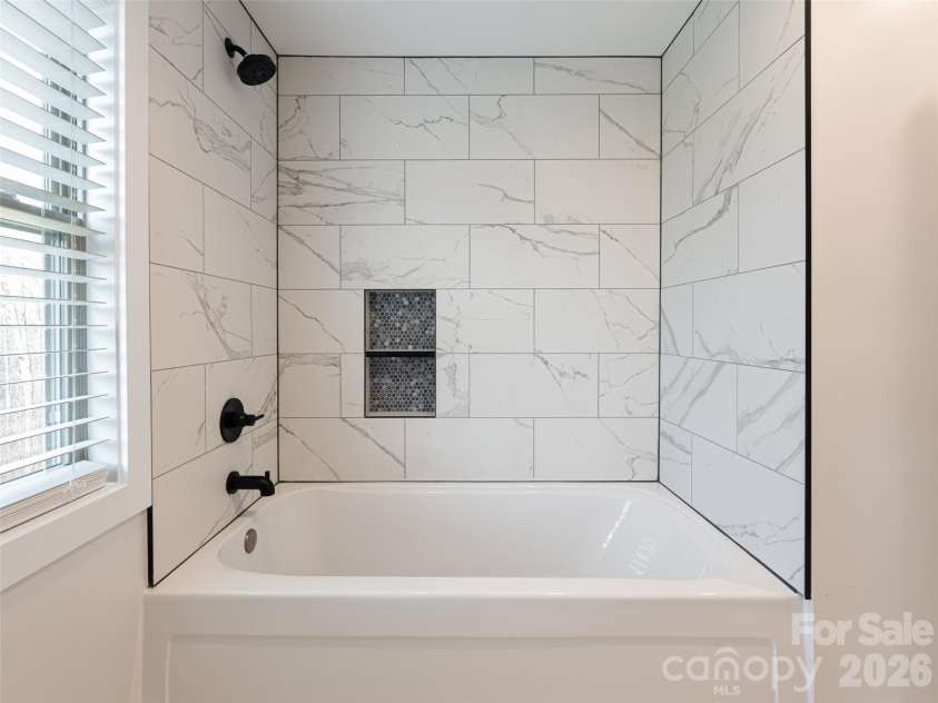 1031 Hillside Ridge Road, Candler, NC 28715.  MLS# CAR4353961, YatesRealty ID 17689. 