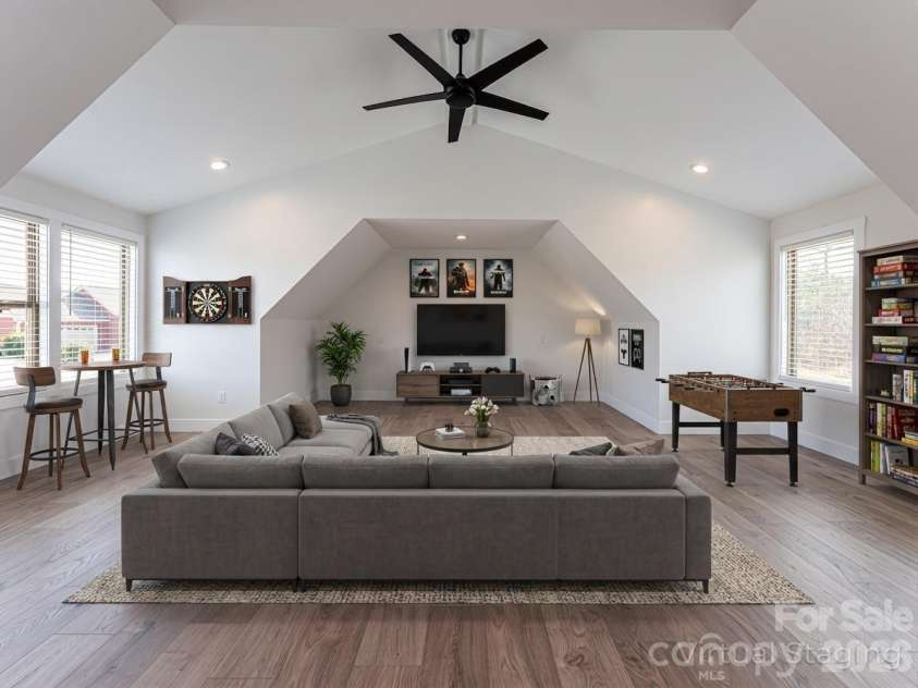 1031 Hillside Ridge Road, Candler, NC 28715.  MLS# CAR4353961, YatesRealty ID 17689. 