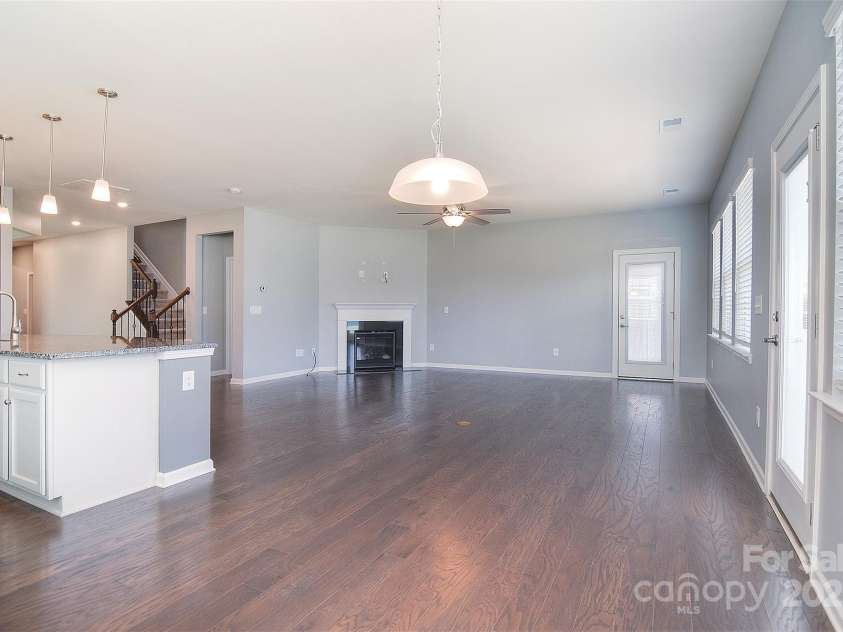 3073 Oliver Stanley Trail, Lancaster, SC 29720.  MLS# CAR4253520, YatesRealty ID 17689. Casual kitchen dining area