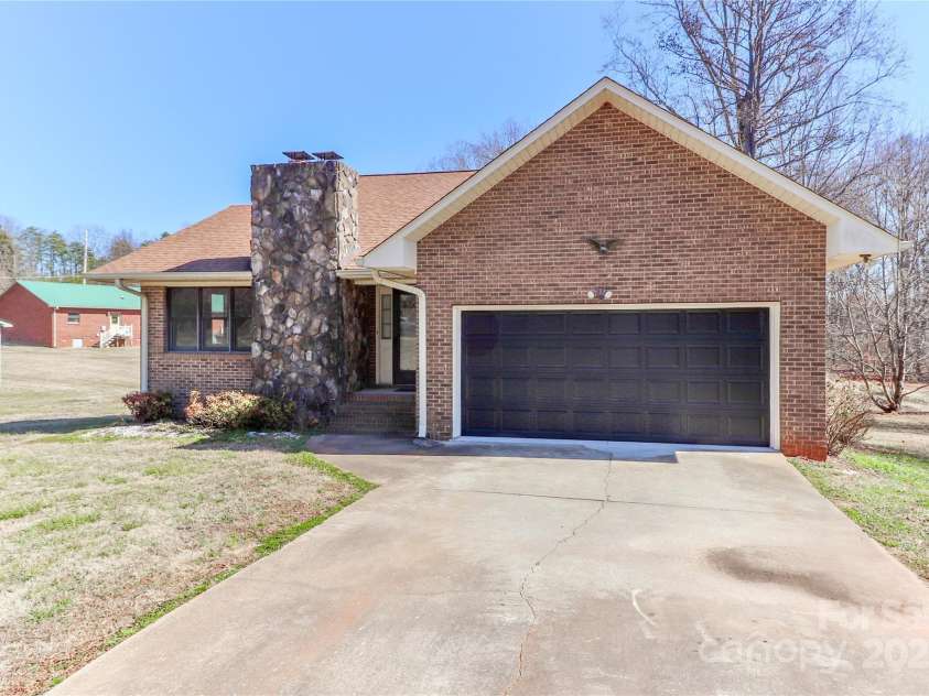 2274 Old Wilkesboro Road, Statesville, NC 28625.  MLS# CAR4225924, YatesRealty ID 1769. 