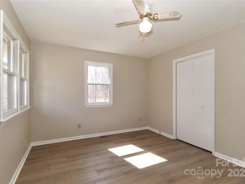 2274 Old Wilkesboro Road, Statesville, NC 28625.  MLS# CAR4225924, YatesRealty ID 1769. 