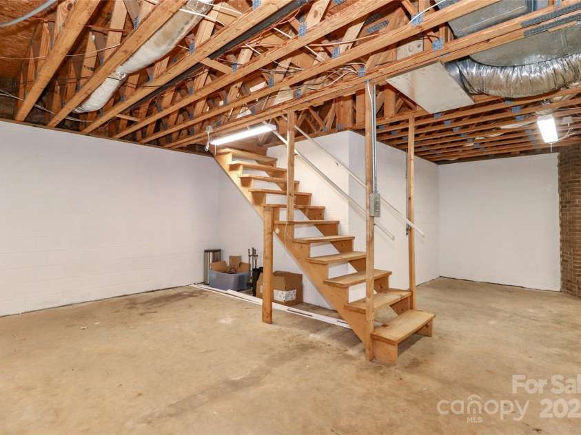 2274 Old Wilkesboro Road, Statesville, NC 28625.  MLS# CAR4225924, YatesRealty ID 1769. 