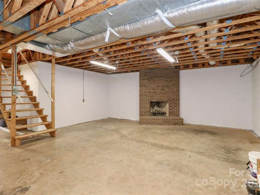 2274 Old Wilkesboro Road, Statesville, NC 28625.  MLS# CAR4225924, YatesRealty ID 1769. 