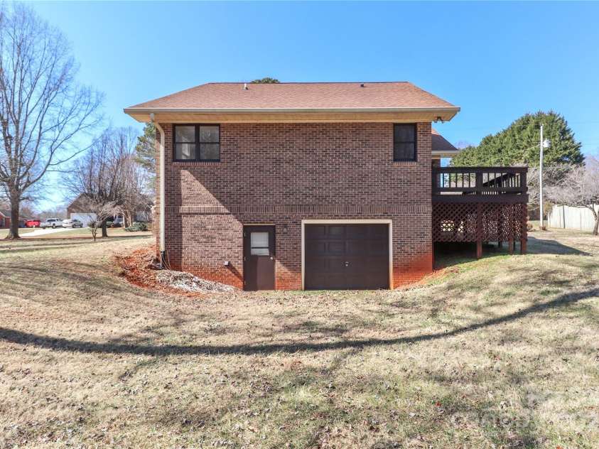 2274 Old Wilkesboro Road, Statesville, NC 28625.  MLS# CAR4225924, YatesRealty ID 1769. 