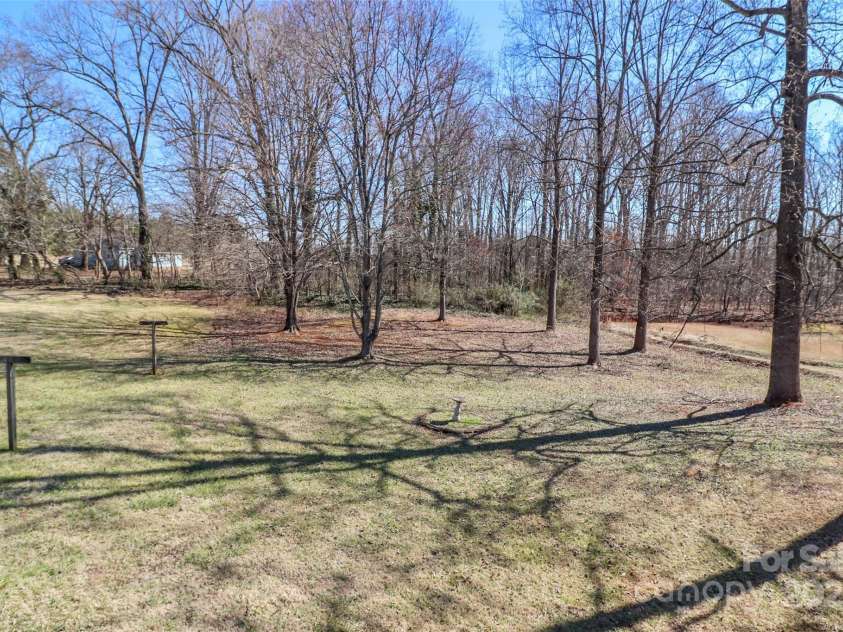 2274 Old Wilkesboro Road, Statesville, NC 28625.  MLS# CAR4225924, YatesRealty ID 1769. 