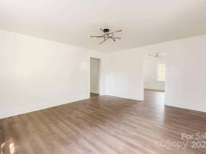 905 Gantt Street, Kings Mountain, NC 28086.  MLS# CAR4311615, YatesRealty ID 17692. 