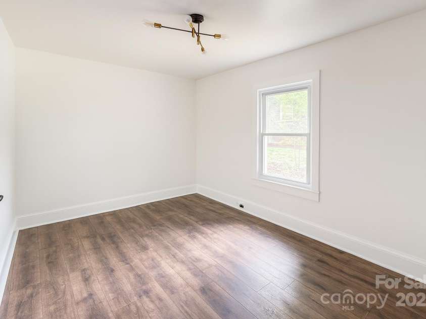 905 Gantt Street, Kings Mountain, NC 28086.  MLS# CAR4311615, YatesRealty ID 17692. 