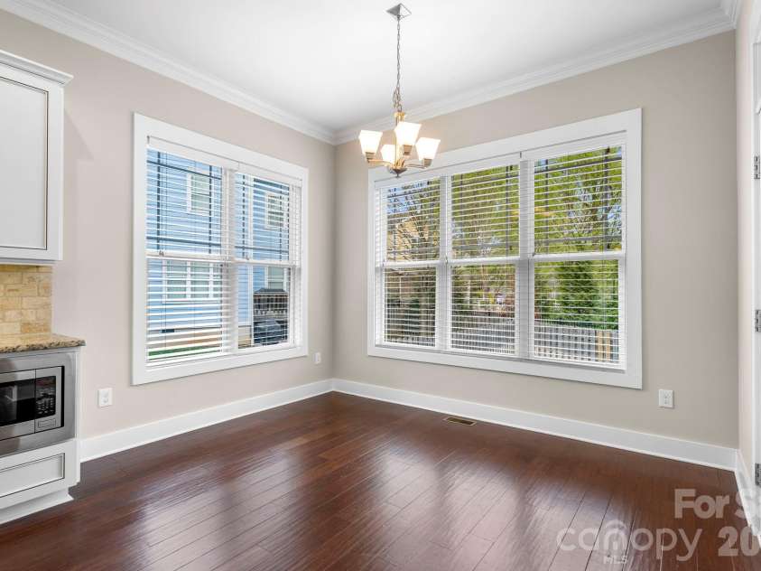 609 Welker Street, Charlotte, NC 28204.  MLS# CAR4365340, YatesRealty ID 17695. 