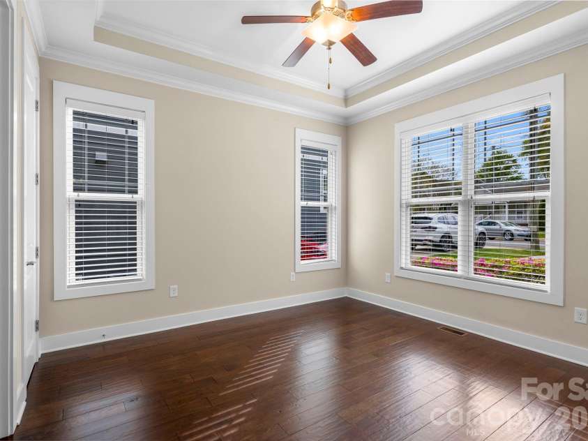 609 Welker Street, Charlotte, NC 28204.  MLS# CAR4365340, YatesRealty ID 17695. 