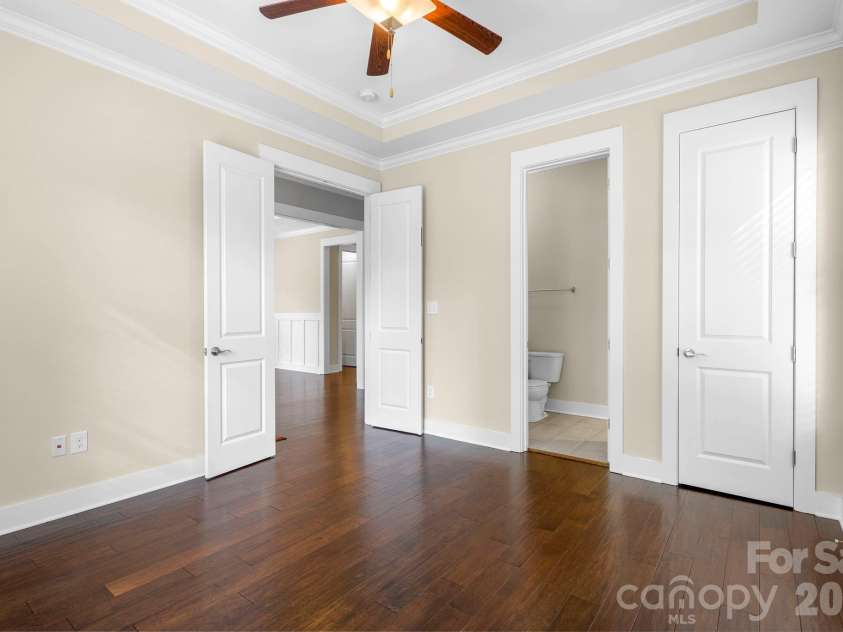 609 Welker Street, Charlotte, NC 28204.  MLS# CAR4365340, YatesRealty ID 17695. 