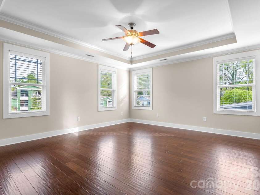 609 Welker Street, Charlotte, NC 28204.  MLS# CAR4365340, YatesRealty ID 17695. 