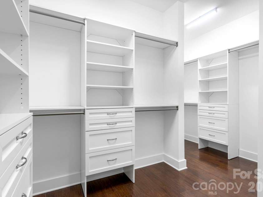 609 Welker Street, Charlotte, NC 28204.  MLS# CAR4365340, YatesRealty ID 17695. 