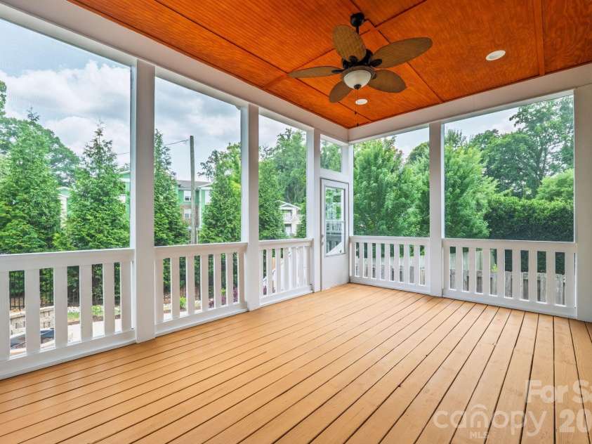 609 Welker Street, Charlotte, NC 28204.  MLS# CAR4365340, YatesRealty ID 17695. 