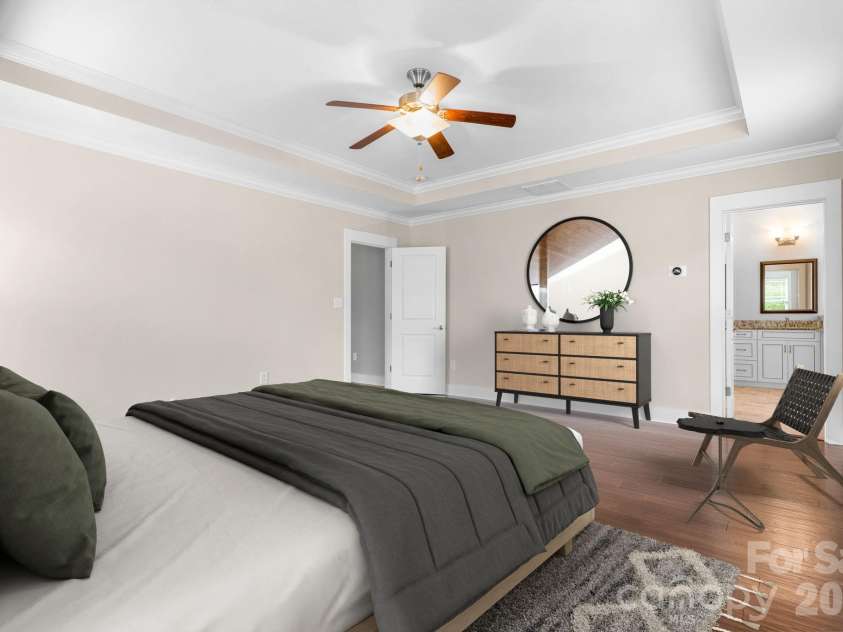 609 Welker Street, Charlotte, NC 28204.  MLS# CAR4365340, YatesRealty ID 17695. Virtually Staged