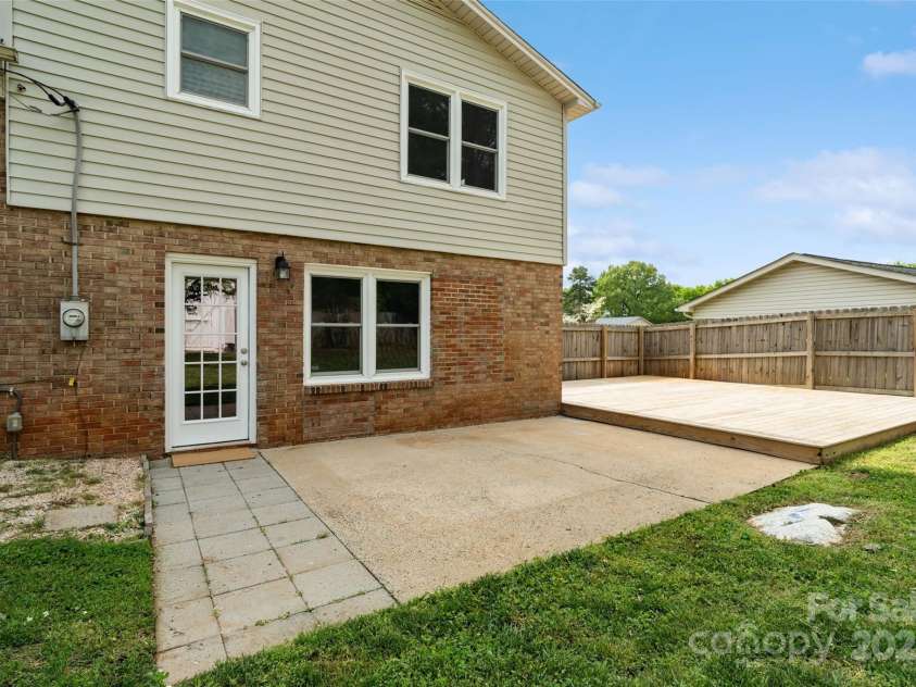 1766 Colony Road, Rock Hill, SC 29730.  MLS# CAR4245975, YatesRealty ID 17696. 
