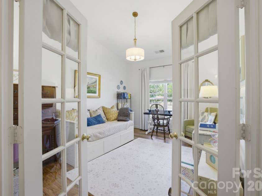 16917 Doe Valley Court, Cornelius, NC 28031.  MLS# CAR4370445, YatesRealty ID 17698. 