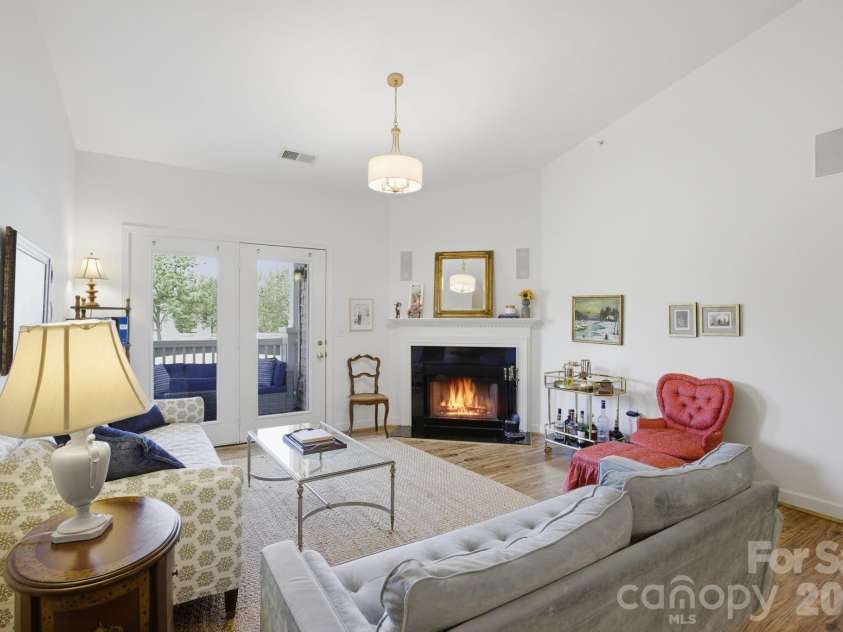16917 Doe Valley Court, Cornelius, NC 28031.  MLS# CAR4370445, YatesRealty ID 17698. 