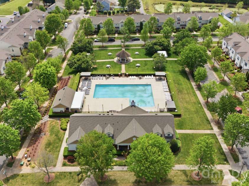 16917 Doe Valley Court, Cornelius, NC 28031.  MLS# CAR4370445, YatesRealty ID 17698. 